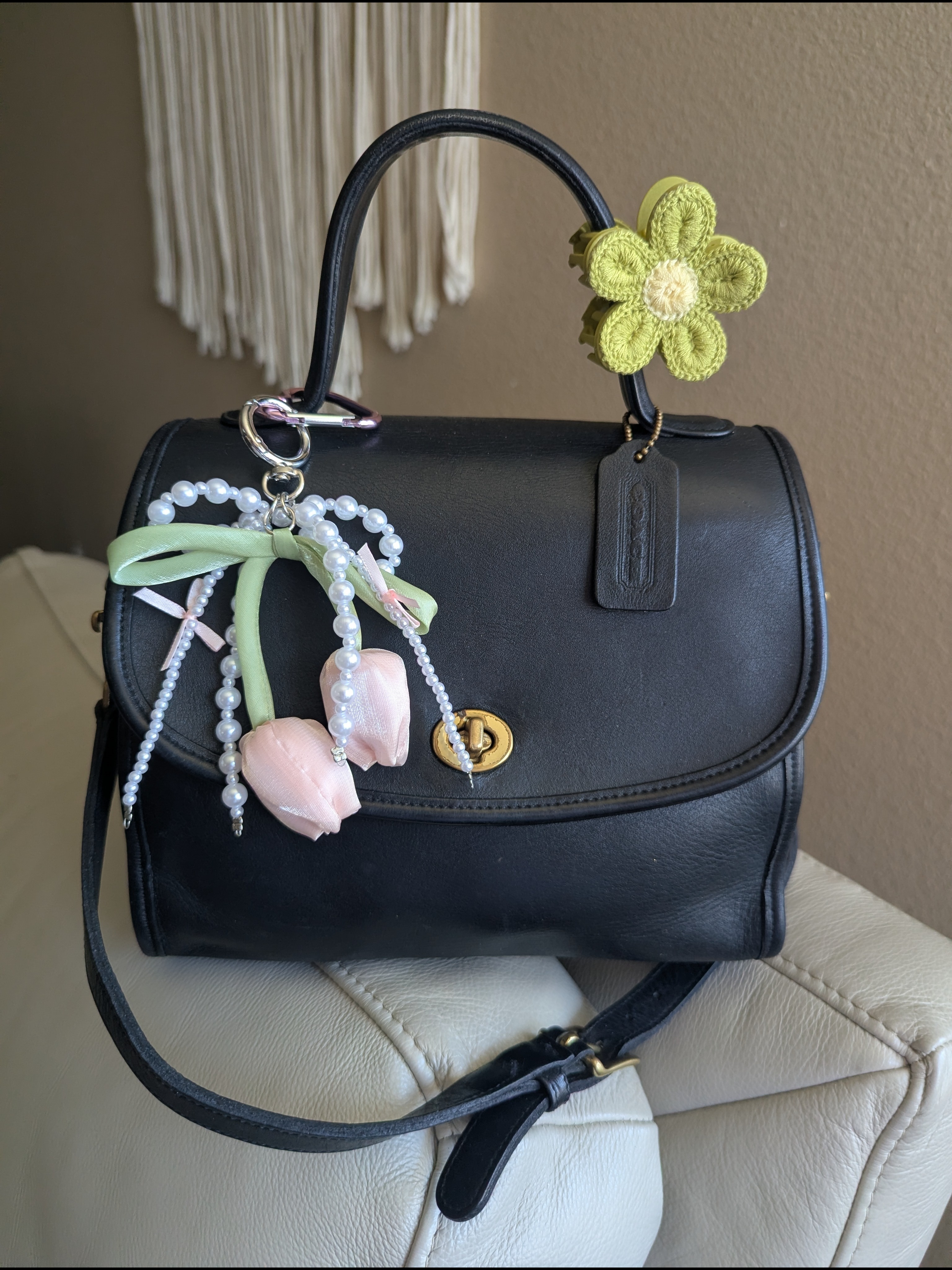 Vintage Coach Manor Bag (Style 9977